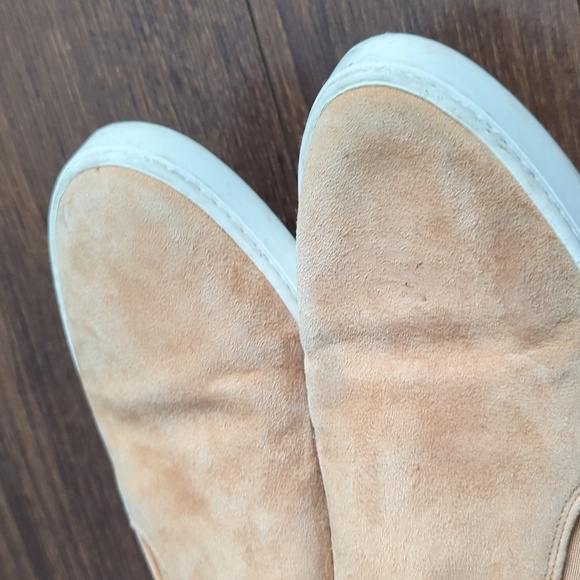 VINCE Slip On Loafers - Picture 12 of 14